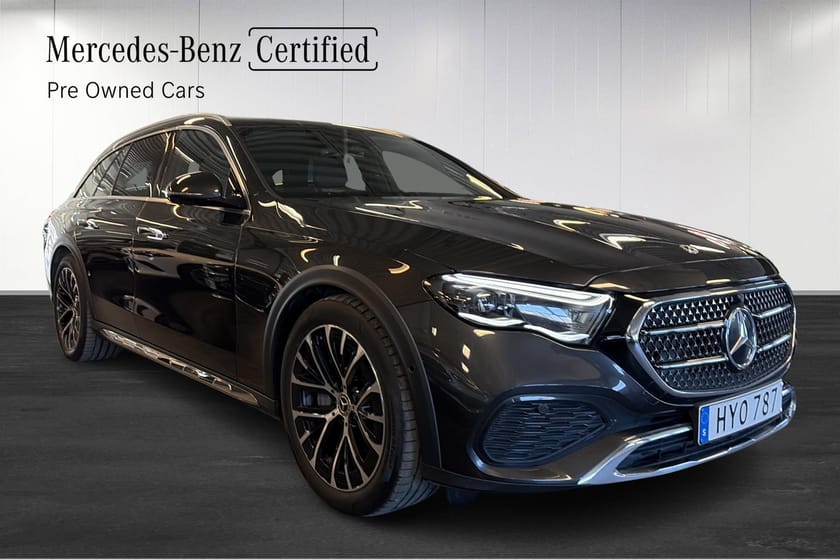 Bild 3 av Mercedes-Benz E 300 d e 4MATIC All-Terrain Moms/Panorama/Digital light/Dragkrok