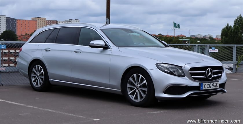 Bild 2 av Mercedes-Benz E 220 T d 4MATIC E220 Avantgarde S/V-hjul