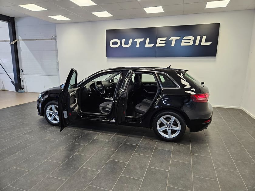 Bild 3 av Audi A3 Sportback 1.5 TFSI 150hk Proline PDC