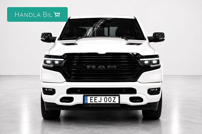 Bild 3 av RAM 1500 Crew Cab 5.7 V8 HEMI 4x4 Limited Night Edition Luft 360° Moms Drag