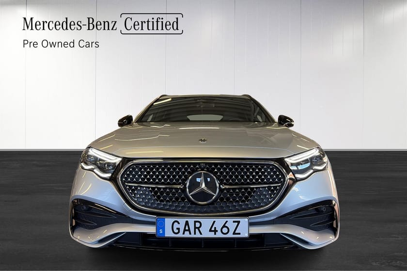 Bild 2 av Mercedes-Benz E 300 T e Moms/AMG/Burmester/Dragkrok