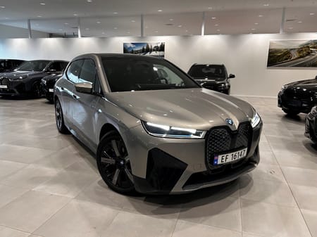 BMW iX xDrive50