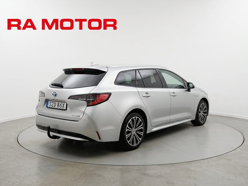 Bild 5 av Toyota Corolla Touring Sports Hybrid e-CVT Style |Drag| Kamera|| Relax-garanti