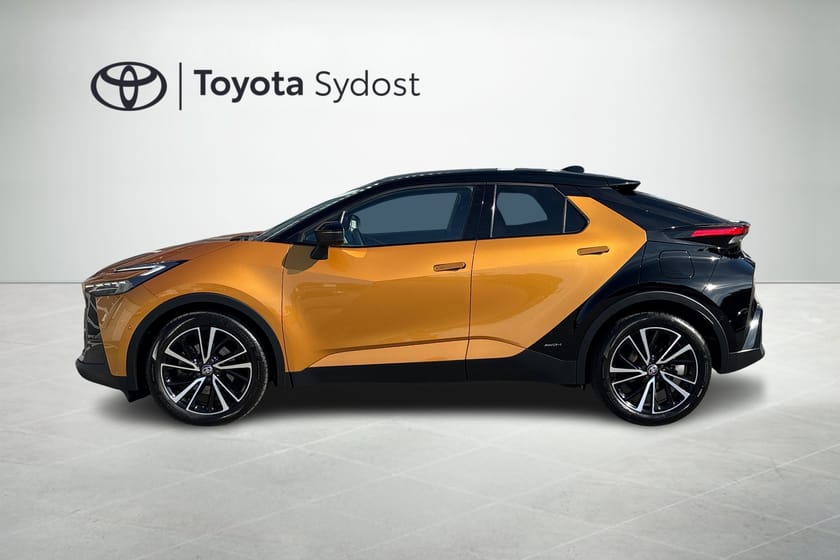 Bild 4 av Toyota C-HR Hybrid AWD-i – Executive Premiere Edition