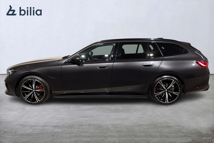 Bild 3 av BMW 530e xDrive Touring M-Sport Pro / Carbon / 20" Tum / HarmanK
