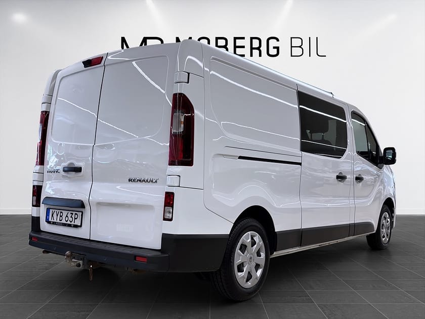 Bild 4 av Renault Trafic Skåpbil CrewVan L2 3.0t 2.0 dCi 150hk V-Inrett B-Kamera