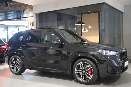 BMW X1 xDrive25e xDrive 25e / M Sport PRO / Panorama / Premium / 19"