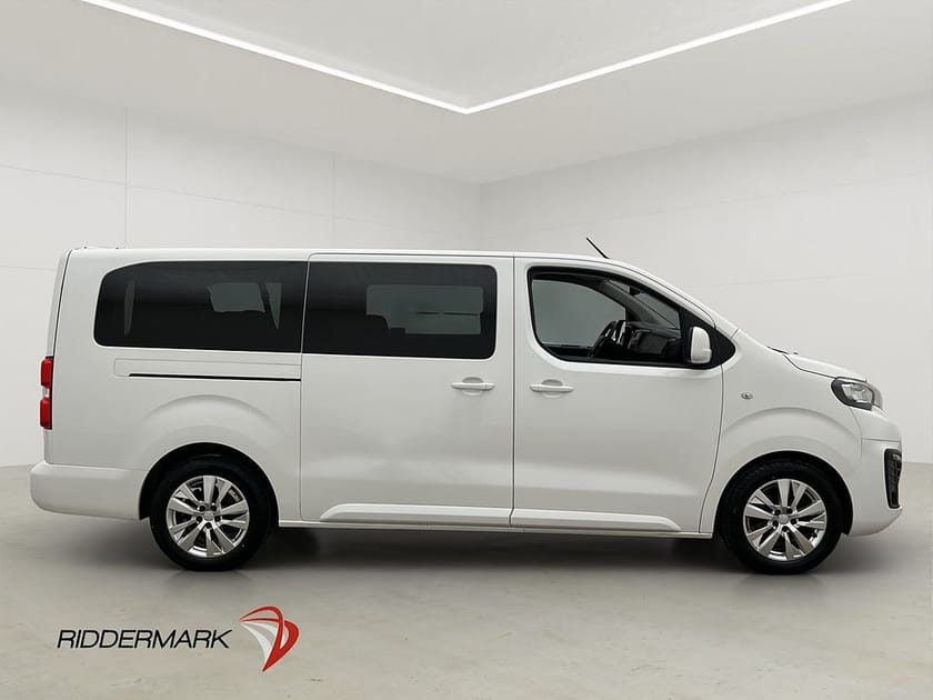 Bild 2 av Peugeot Traveller ExtraLång 177hk M/K-Värm Dragkrok 9-Sits
