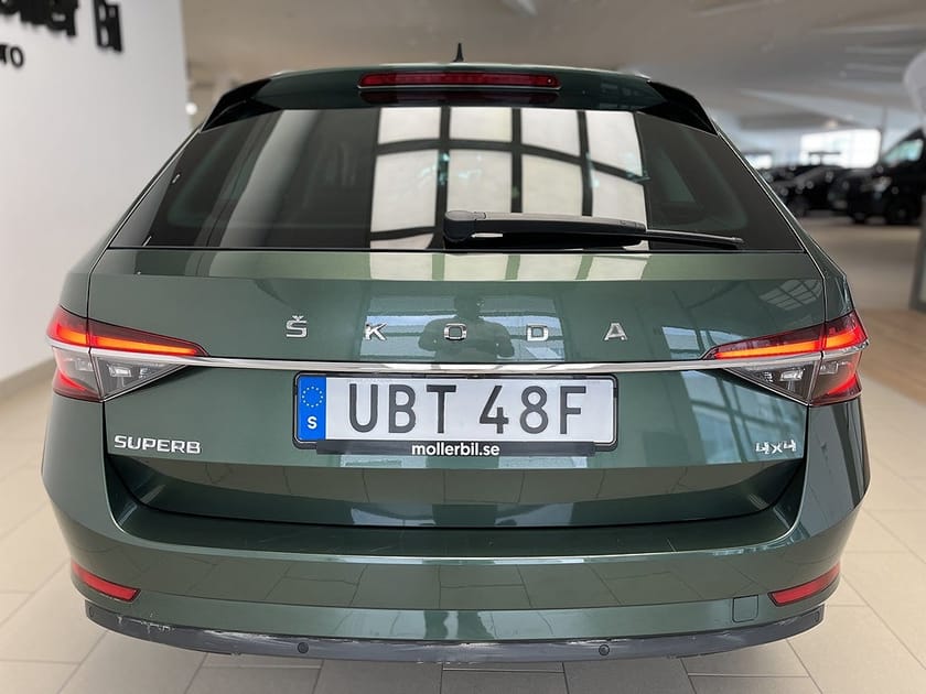 Bild 3 av Škoda Superb Kombi Skoda Combi STYLE 2,0 TDI 190hk 4X4 I Bkamera I Drag I Värmare