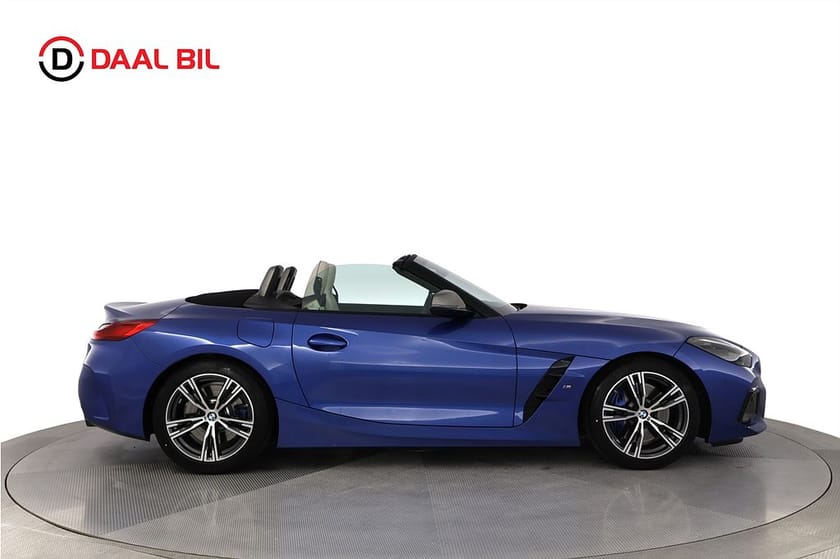 Bild 5 av BMW Z4 M40i 340HK SOFT TOP H/K® LÄDER HUD B-KAMERA NAV COCKPIT