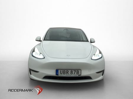 Tesla Model Y Long Range AWD Svensksåld Värmepump