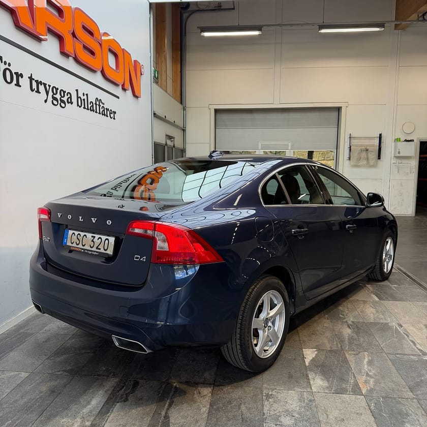Bild 4 av Volvo S60 D4 Momentum Värmare PDC Bak Läder Kamrem bytt!