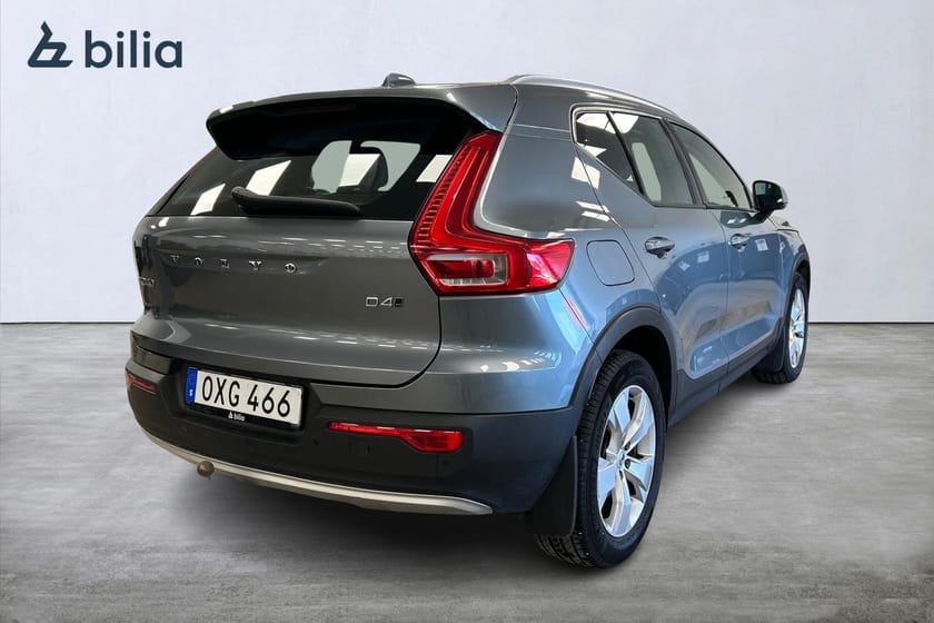 Bild 5 av Volvo XC40 D4 AWD Momentum Intro Ed Drag Teknikpaket PRO