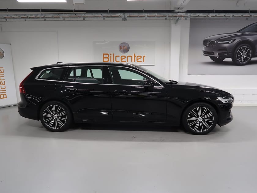 Bild 5 av Volvo V60 Recharge T6 AWD *Long Range* V-Däck ingår Pilot-Keyless