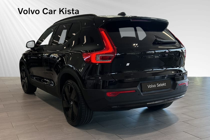 Bild 4 av Volvo EX40 Twin Motor Performance UltraBlack DRAG Pano 360