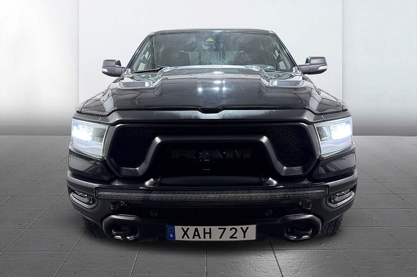 Bild 3 av RAM 1500 Crew Cab 5.7 V8 HEMI Flex Fuel Rebel NIGHT Leer Pano H/K