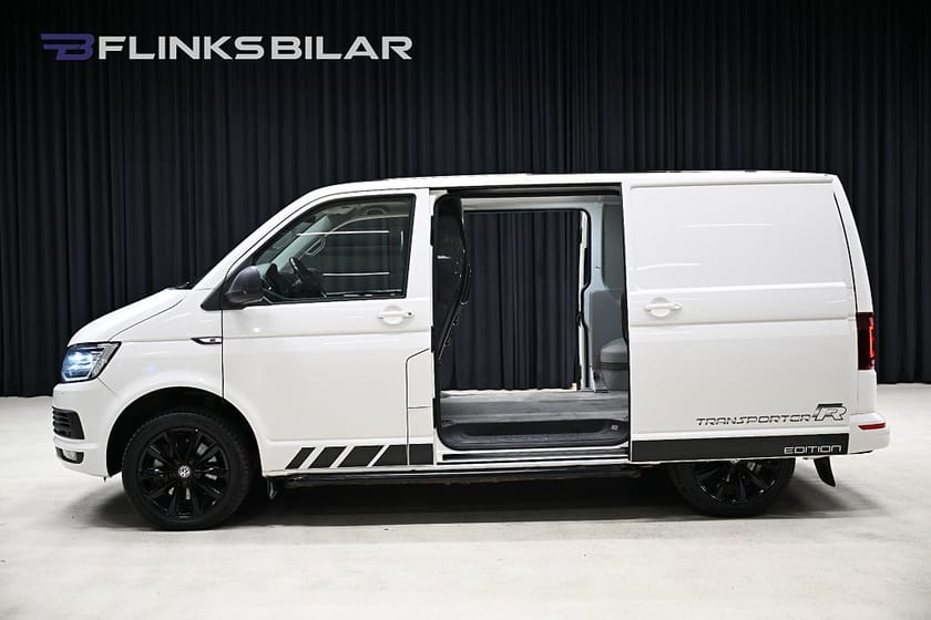 Bild 4 av Volkswagen Transporter DSG 204HK R-Edtion|LED|Nedlackad|Elbaklucka|Läder|SeUtr
