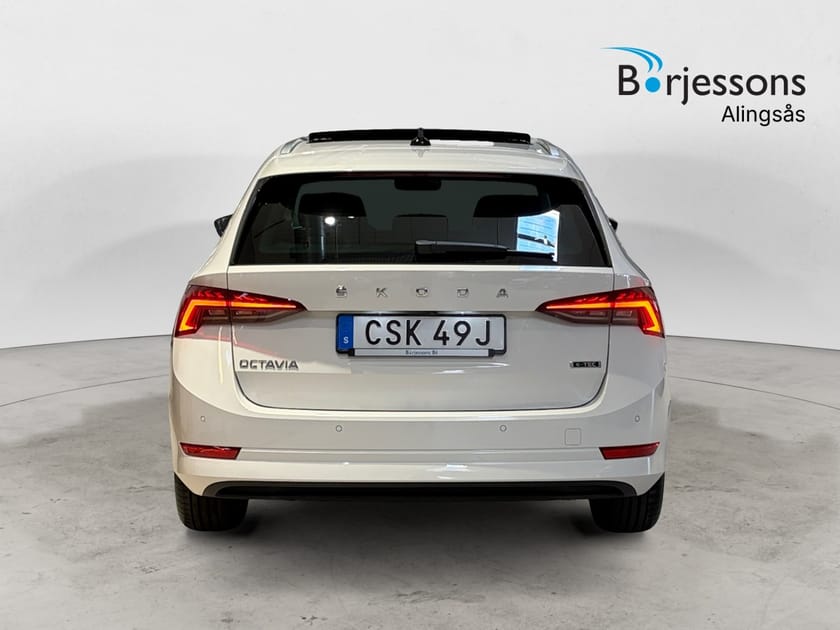 Bild 4 av Škoda Octavia Kombi TSI e-TEC 110hk Drag/Värmare/Kamera/Panorama