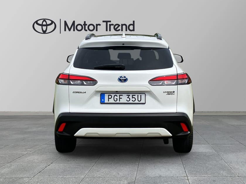 Bild 5 av Toyota Corolla Cross Hybrid AWD-i 2,0 EXECUTIVE SKINN PANORAMA!