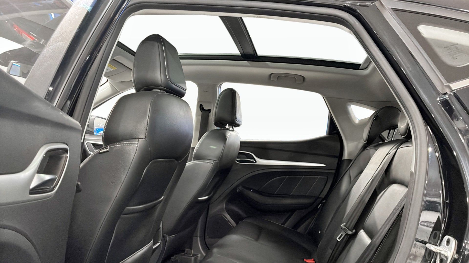 MG ZS Luxury 2021, kuva 4/10