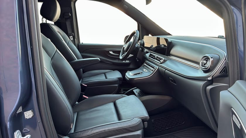 Bild 3 av Mercedes-Benz V 300d 4MATIC 3.2t 300 D LÅNG AVANTGARDE | Vi säljer nu vår demobil