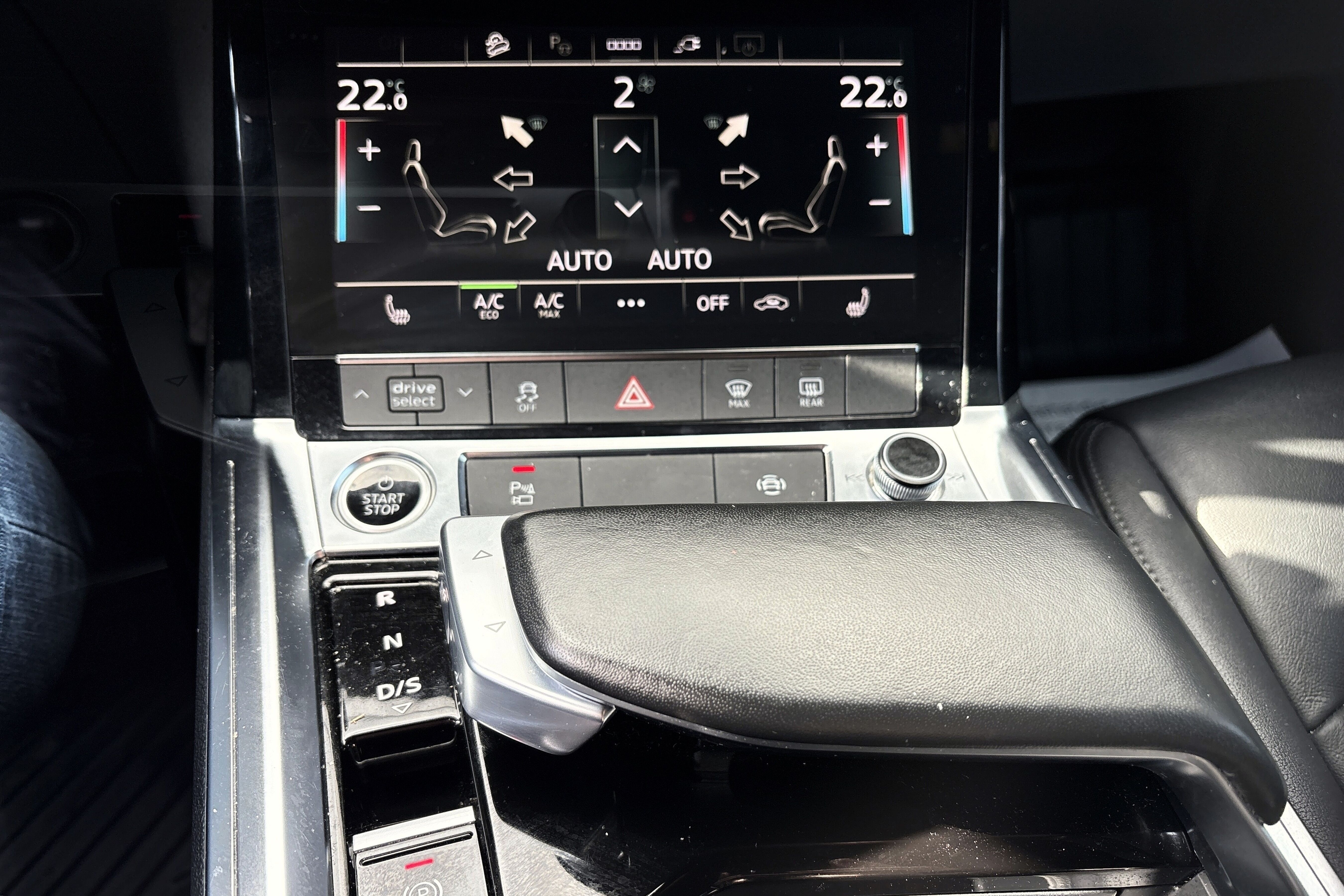 Audi e-tron 55 quattro bilde 17