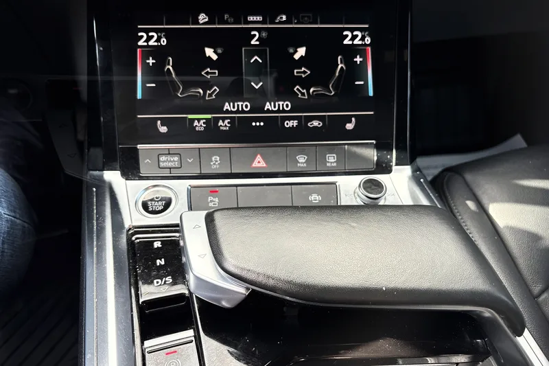Audi e-tron 55 quattro bilde 17