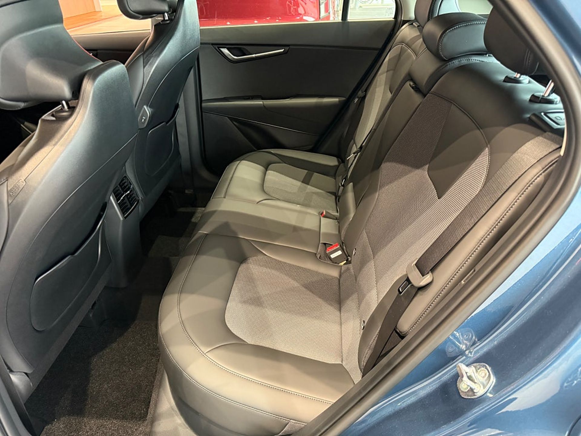 Kia Niro Plug-In-Hybrid 2025, bild 4/16