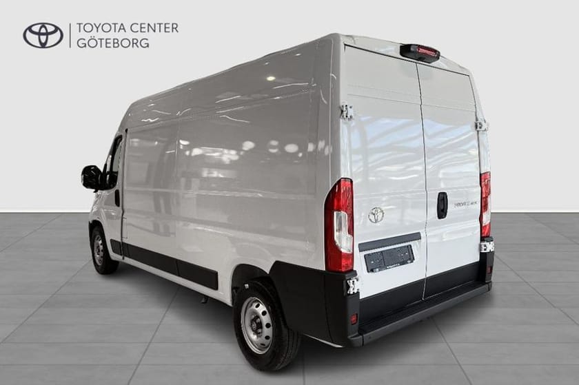 Bild 2 av Toyota ProAce Max Van 35 L3H2 180 HK AUT COMFORT