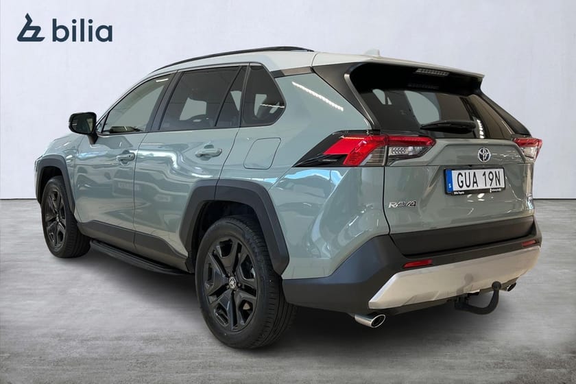 Bild 2 av Toyota RAV4 Hybrid AWD-i Adventure 2,5 Bi-Tone JBL Teknik Drag