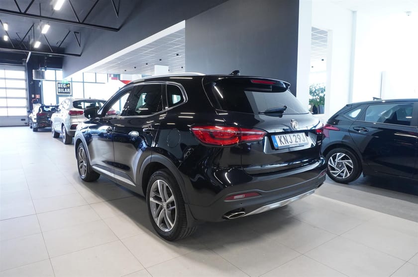 Bild 5 av MG EHS PHEV Luxury Pebble Black