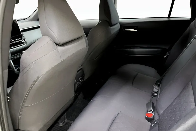 Toyota Corolla Cross Hybrid AWD-i