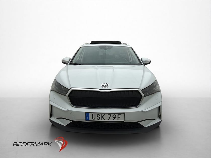 Bild 3 av Škoda Enyaq iV 80x Skoda Pano Värmare 360° HuD Matrix Drag Rattvärme