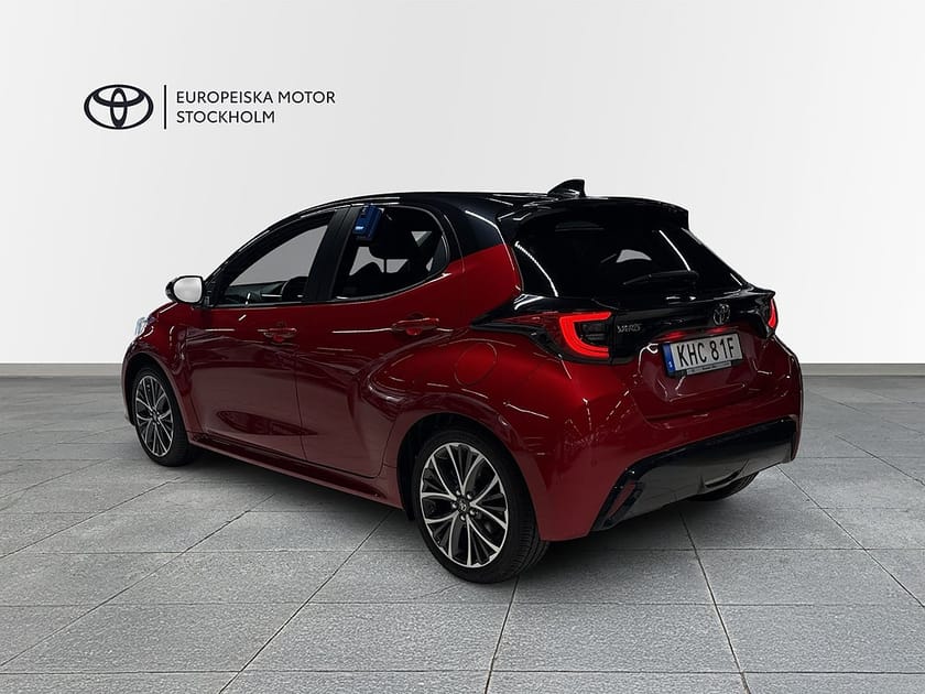 Bild 2 av Toyota Yaris Hybrid 130 1.5 HSD Style Bi-Tone / V-hjul / 305mil
