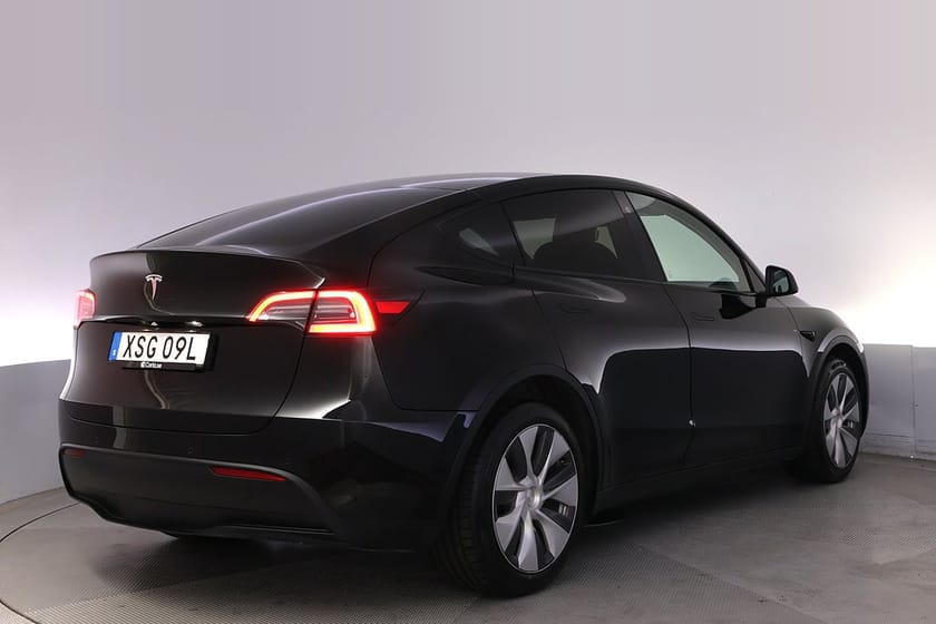 Bild 5 av Tesla Model Y Long Range AWD