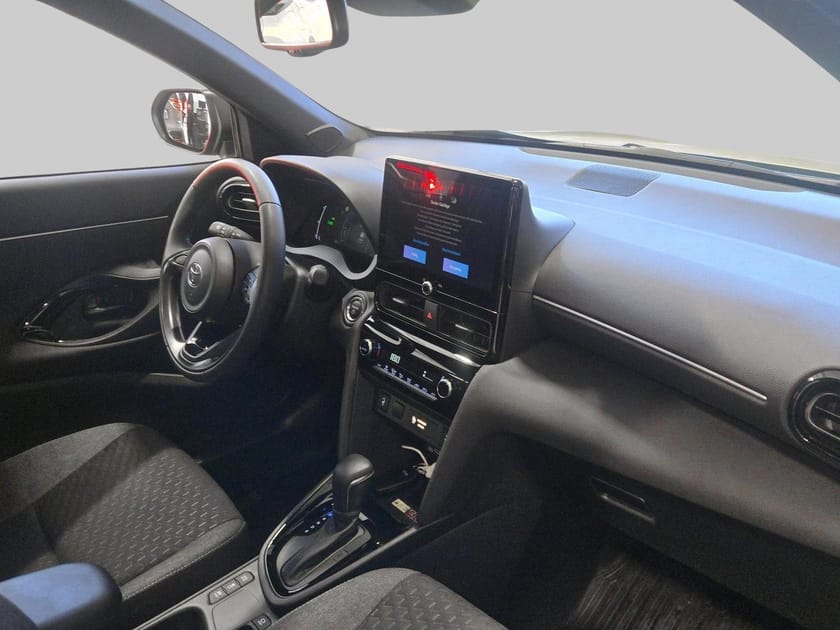 Bild 2 av Toyota Yaris Cross Hybrid 130 1,5 ACTIVE PLUS SÄKERHETSPAKET