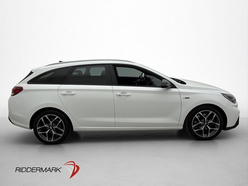 Bild 4 av Hyundai i30 Kombi 1.5 T-GDI 159hk N-Line Cockpit Teknikpaket