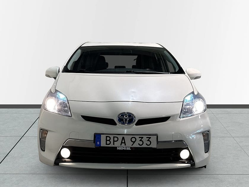 Bild 3 av Toyota Prius Plug-in Hybrid 1.8 VVT-i Kamera Kamkedja HuD S/V-hjul