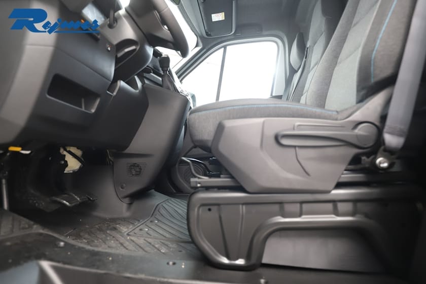 Bild 5 av Renault Master Skåp Nordic Line 150 L2H2 FWD