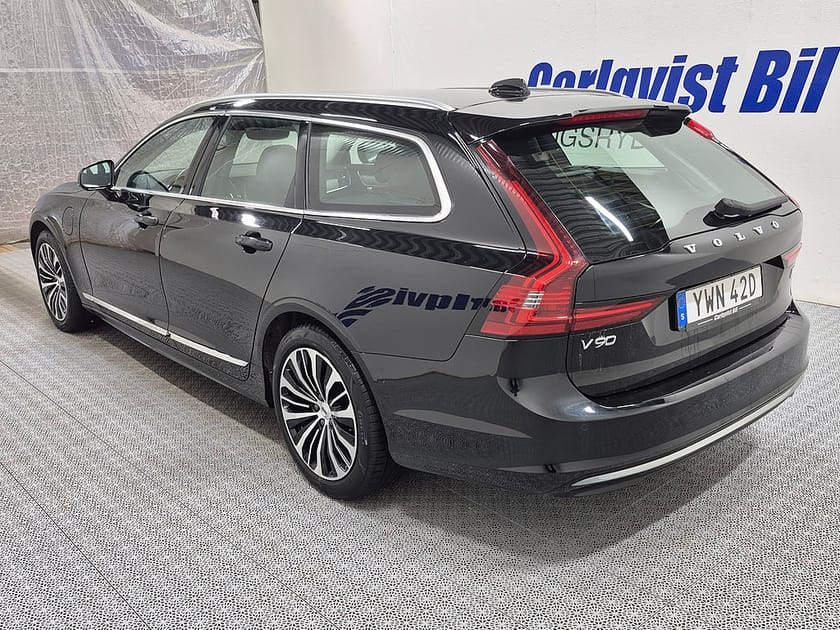 Bild 5 av Volvo V90 T6 Recharge Core Bright plug in AWD 350HK 4x4