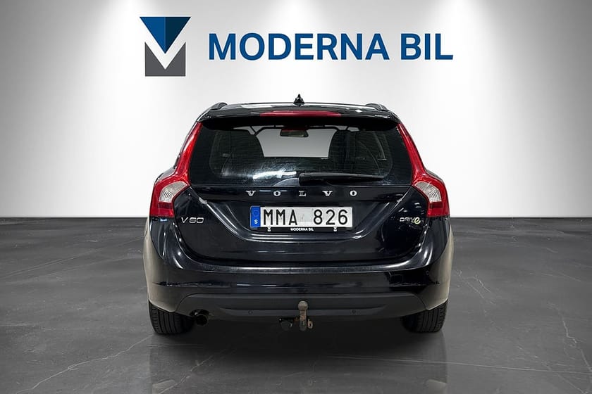 Bild 4 av Volvo V60 D2 Momentum 115hk Dragkrok P-sensorer Kamrem bytt