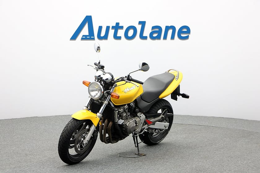 Bild 4 av Honda Powersports CB600F Hornet *RESERVERAD*