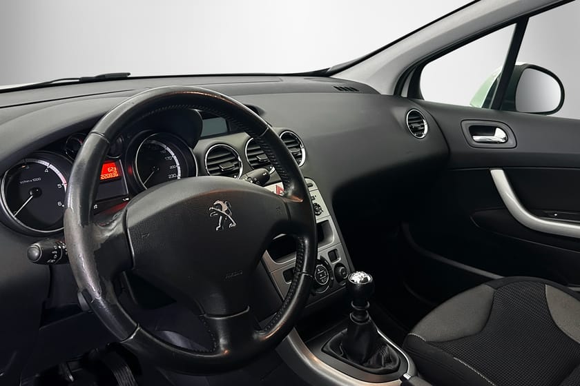 Bild 4 av Peugeot 308 SW ALLURE | DRAGKROK | FARTHÅLLARE | NYBES