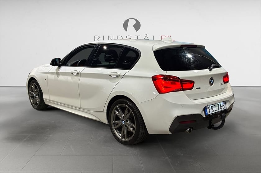 Bild 5 av BMW 118d xDrive 150 HK M-SPORT DRAG NAV RATTVÄRME H/K NYSERV