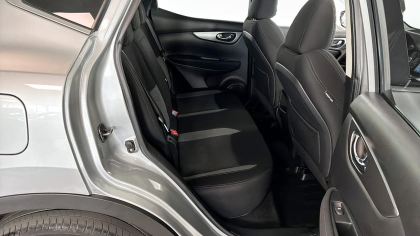 Bild 5 av Nissan Qashqai 1.2 DIG-T XTRONIC-CVT, 115hk, Drag Navi Pano 360 Kamera