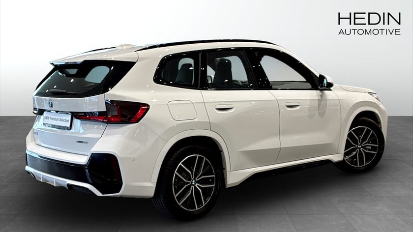 Bild 2 av BMW iX1 xDrive30