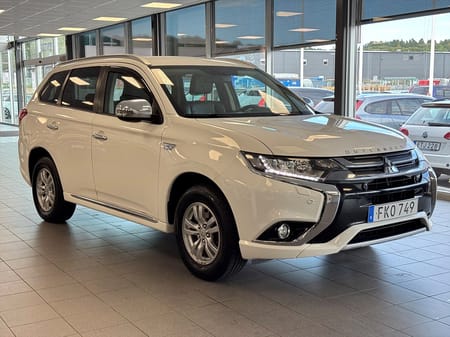 Mitsubishi Outlander PHEV CVT Drag Värmare 203hk
