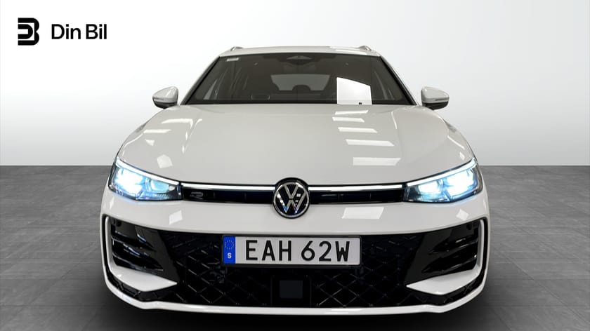 Bild 4 av Volkswagen Passat Variant eHybrid SC e-Hybrid / R-Line / Drag / Harman Kardon