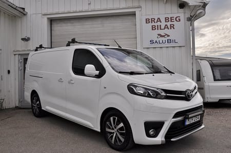 Toyota Proace 2.0 Lång 2-dörrar 120hk Proffesional Värmare Drag HUD