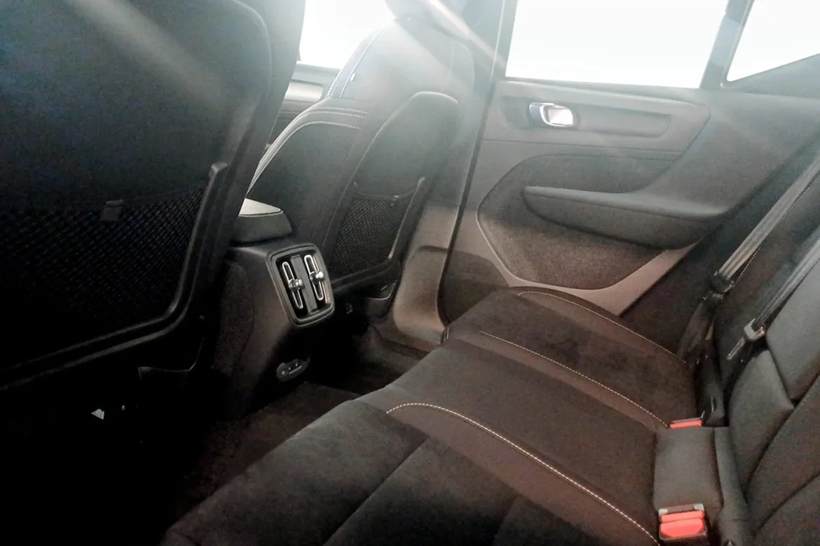 Volvo EX40 Twin Motor Performance